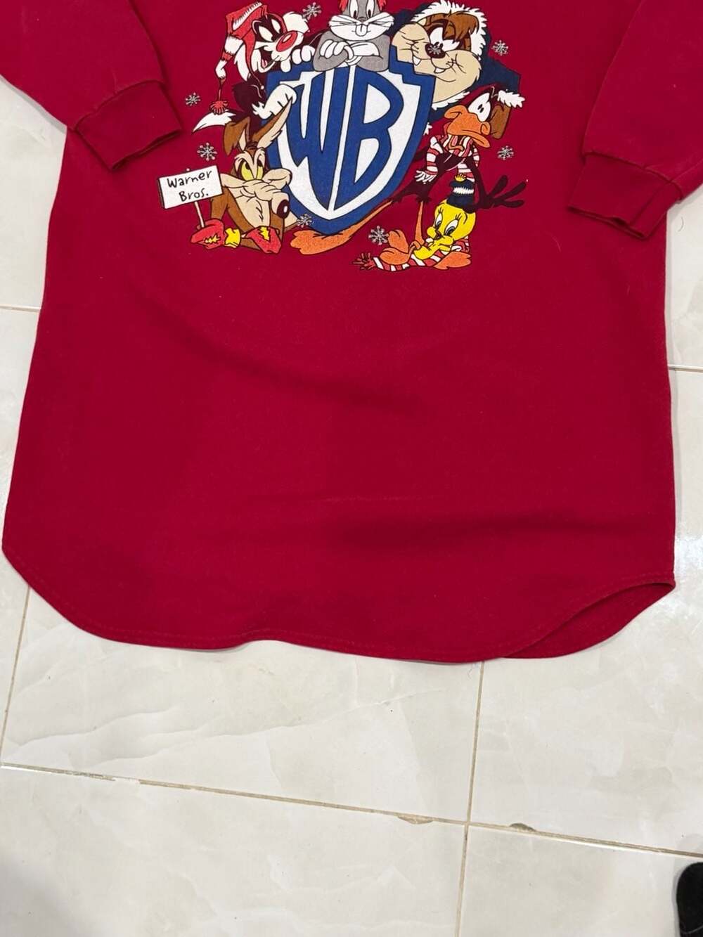Warner Bros. Looney Tunes Crewneck Sweatshirt One Size Fits Most Red - Picture 5 of 7
